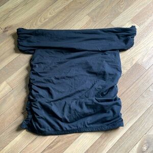 Abercrombie rouched off the should shirt